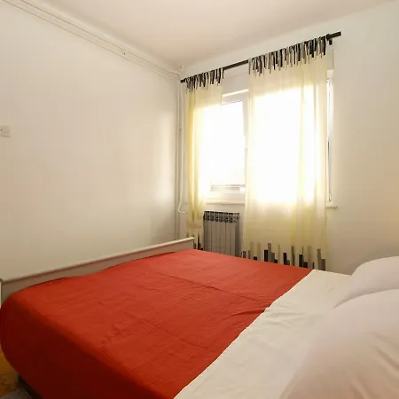 Appartement Zlatko 1671 Pula