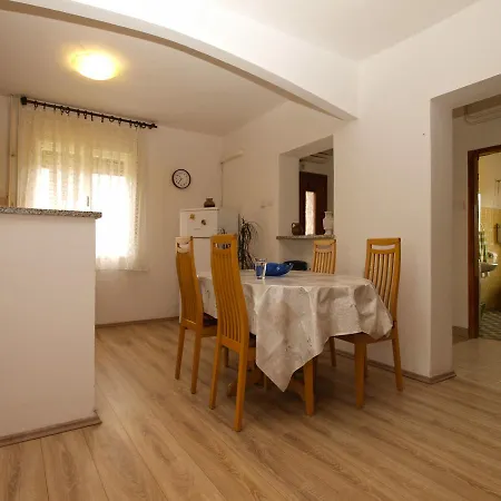 Zlatko 1671 Appartement Pula
